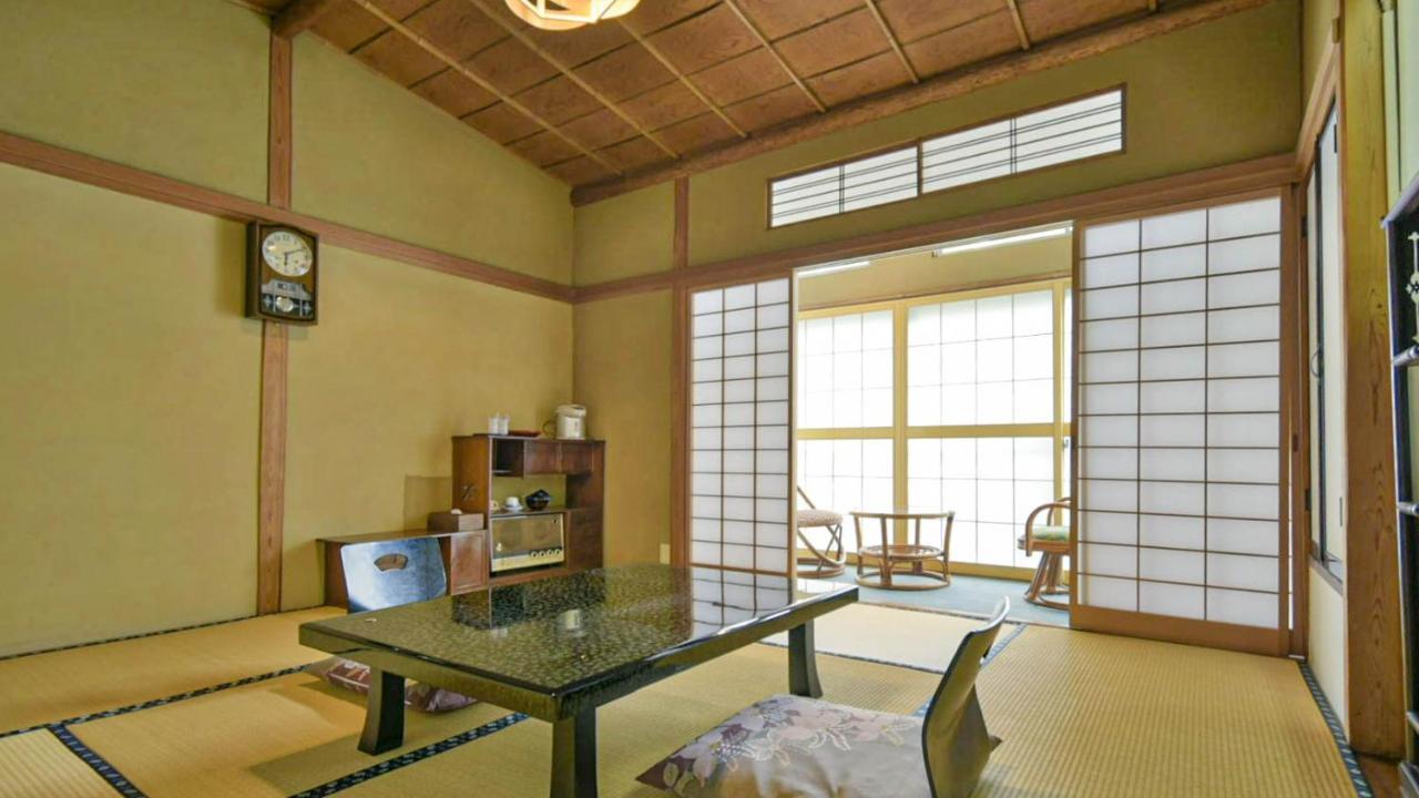 Irorinoyado Ashina Hotell Aizuwakamatsu Eksteriør bilde